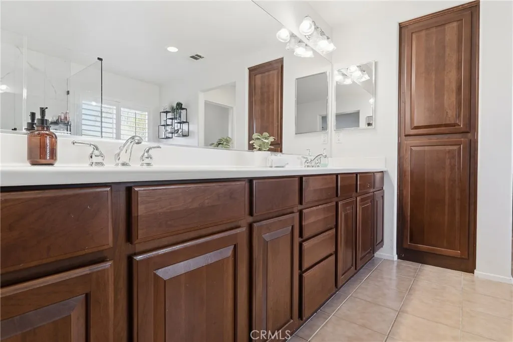 28638 Queensland, Menifee, California 92584 home-pic-45