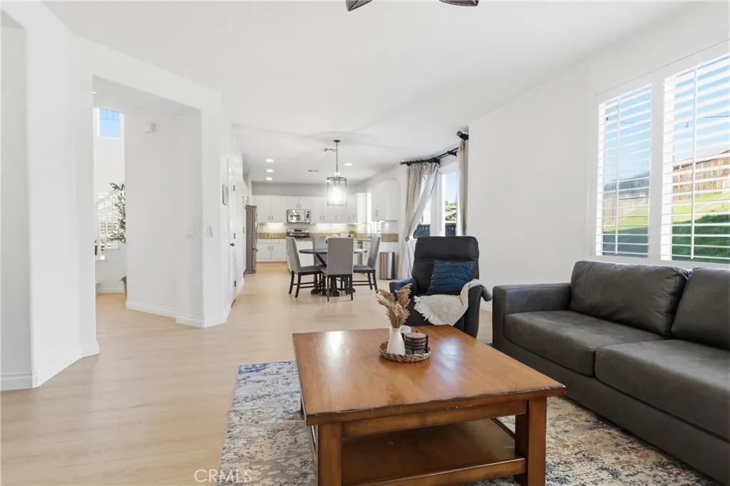 28638 Queensland, Menifee, California 92584 home-pic-26