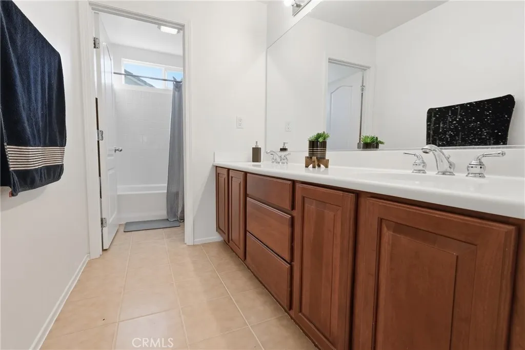 28638 Queensland, Menifee, California 92584 home-pic-43