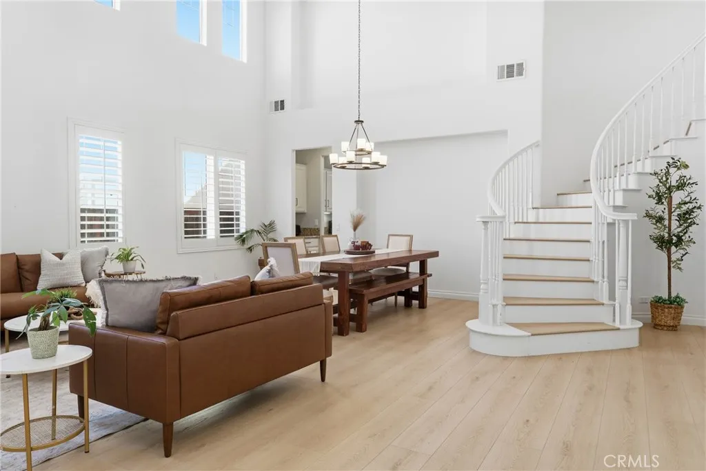 28638 Queensland, Menifee, California 92584 home-pic-10