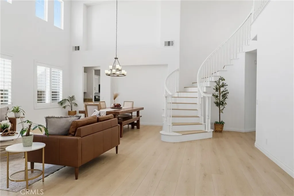 28638 Queensland, Menifee, California 92584 home-pic-9