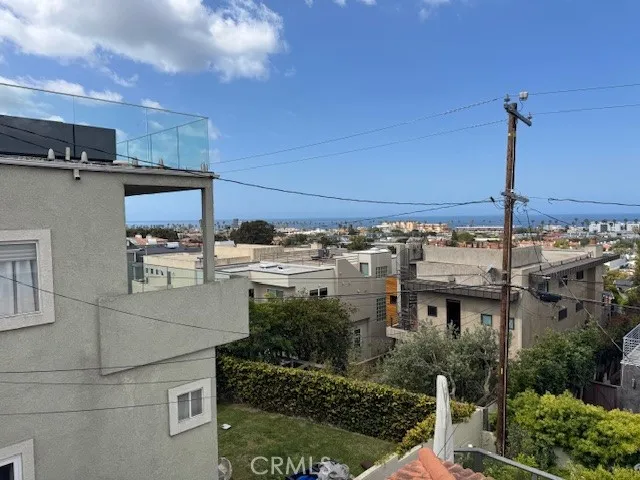 537 S Helberta Avenue, Redondo Beach, California 90277 home-pic-2