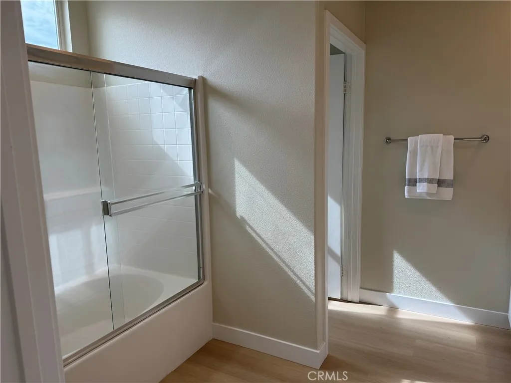 12265 N Lima, Sylmar, California 91342 home-pic-38