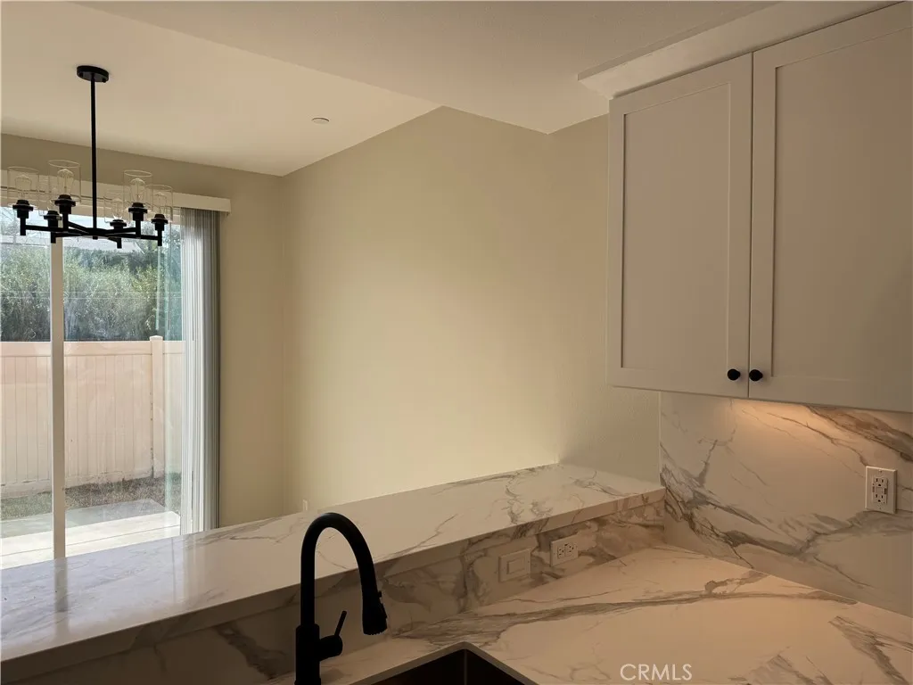 12265 N Lima, Sylmar, California 91342 home-pic-46