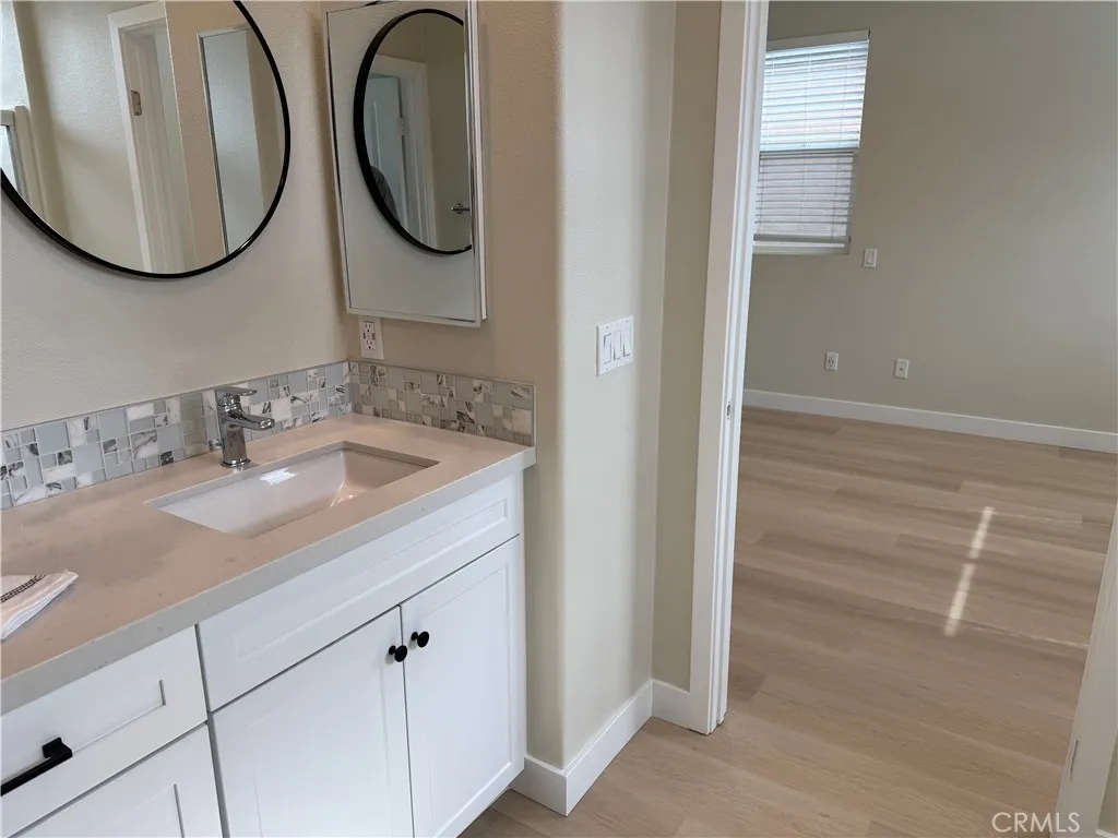 12265 N Lima, Sylmar, California 91342 home-pic-40