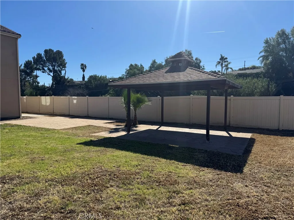 12265 N Lima, Sylmar, California 91342 home-pic-14