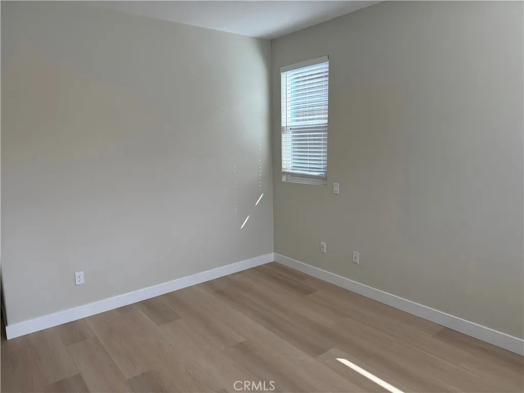12265 N Lima, Sylmar, California 91342 home-pic-19