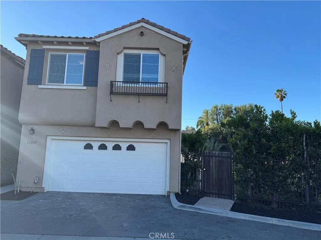 12265 N Lima, Sylmar, California 91342 home-pic-4