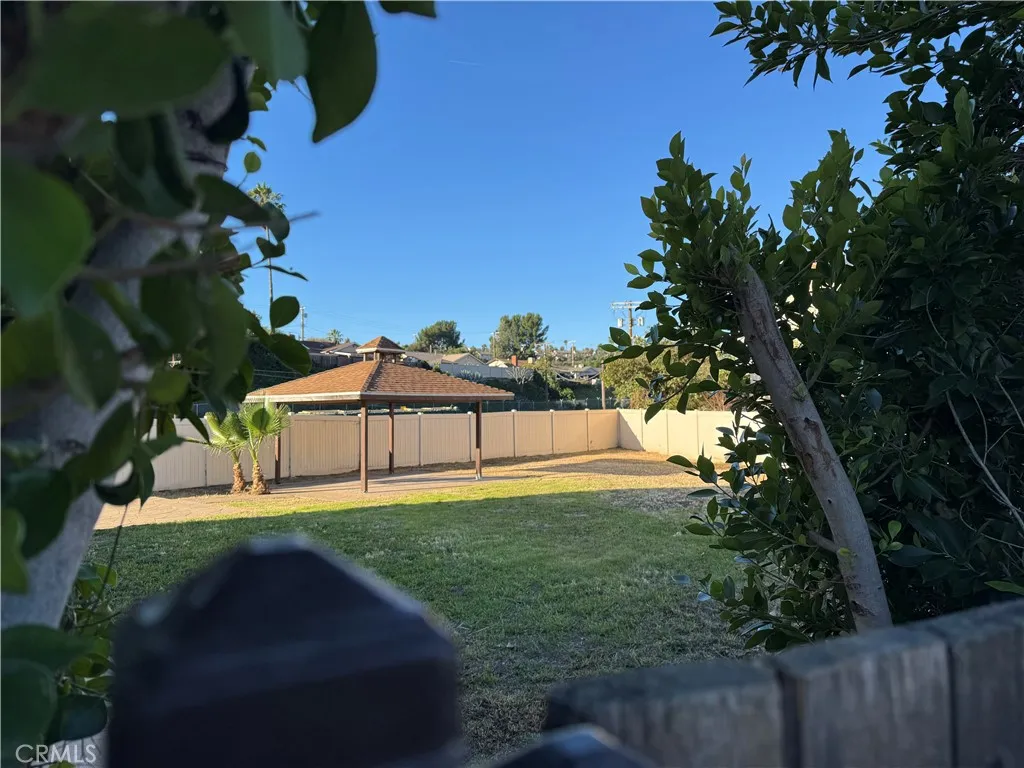 12265 N Lima, Sylmar, California 91342 home-pic-8