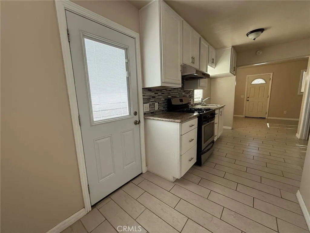 294 Linda Rosa Ave, Pasadena, California 91107 home-pic-24