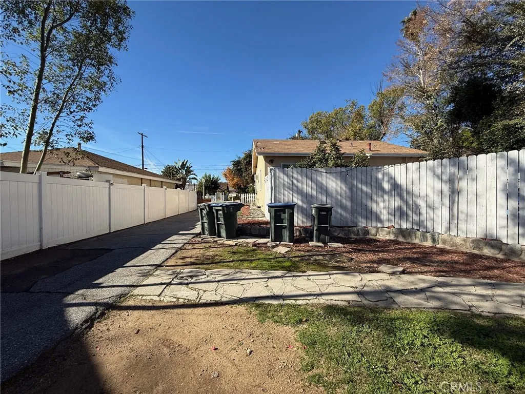 294 Linda Rosa Ave, Pasadena, California 91107 home-pic-26