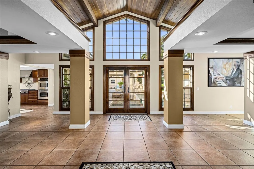 7115 Monterey Street, La Verne, California 91750 home-pic-9