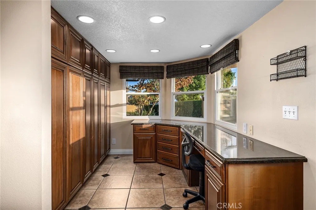 7115 Monterey Street, La Verne, California 91750 home-pic-17
