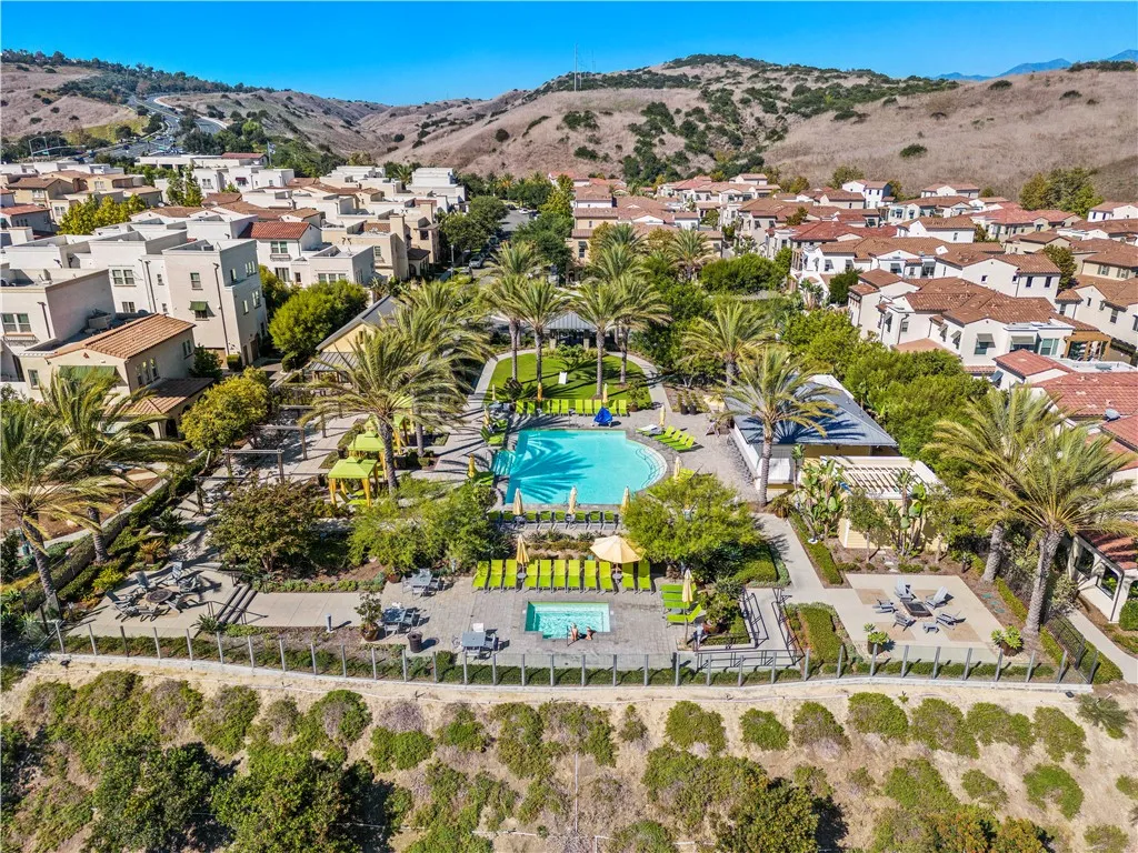 31 Adelfa Street, Rancho Mission Viejo, California 92694 home-pic-40