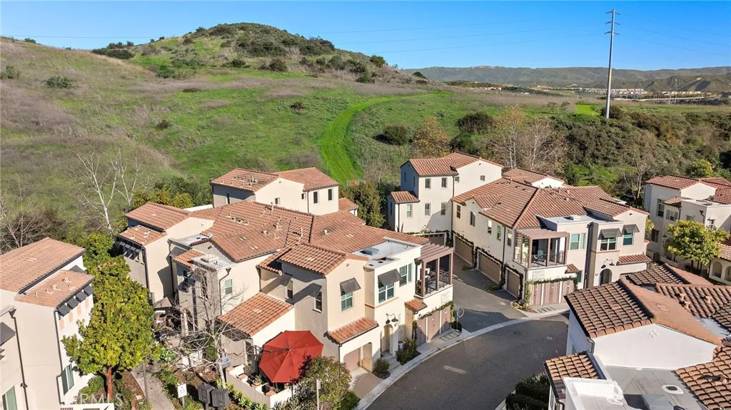 31 Adelfa Street, Rancho Mission Viejo, California 92694 home-pic-32