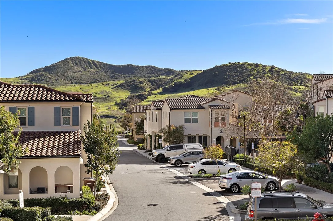 31 Adelfa Street, Rancho Mission Viejo, California 92694 home-pic-16