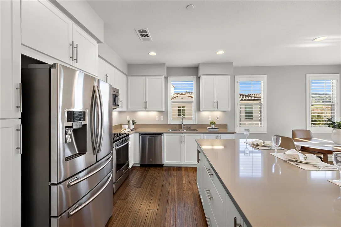31 Adelfa Street, Rancho Mission Viejo, California 92694 home-pic-9