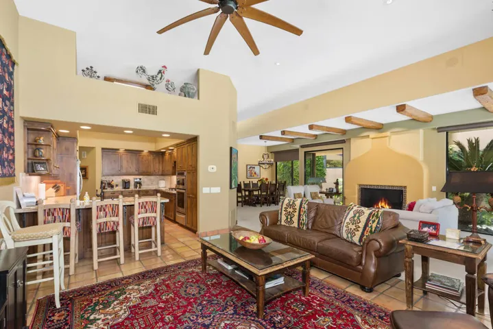 13_11410509_169441_169441-EI-113