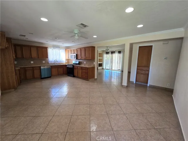 25807 Cherryhill Drive, Boron, California 93516