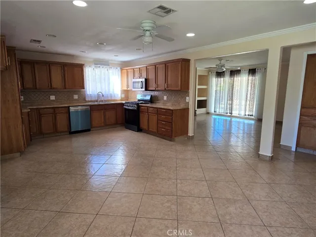 25807 Cherryhill Drive, Boron, California 93516