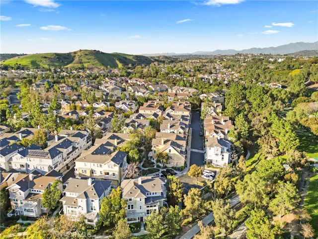 62 Hinterland, Ladera Ranch, California 92694