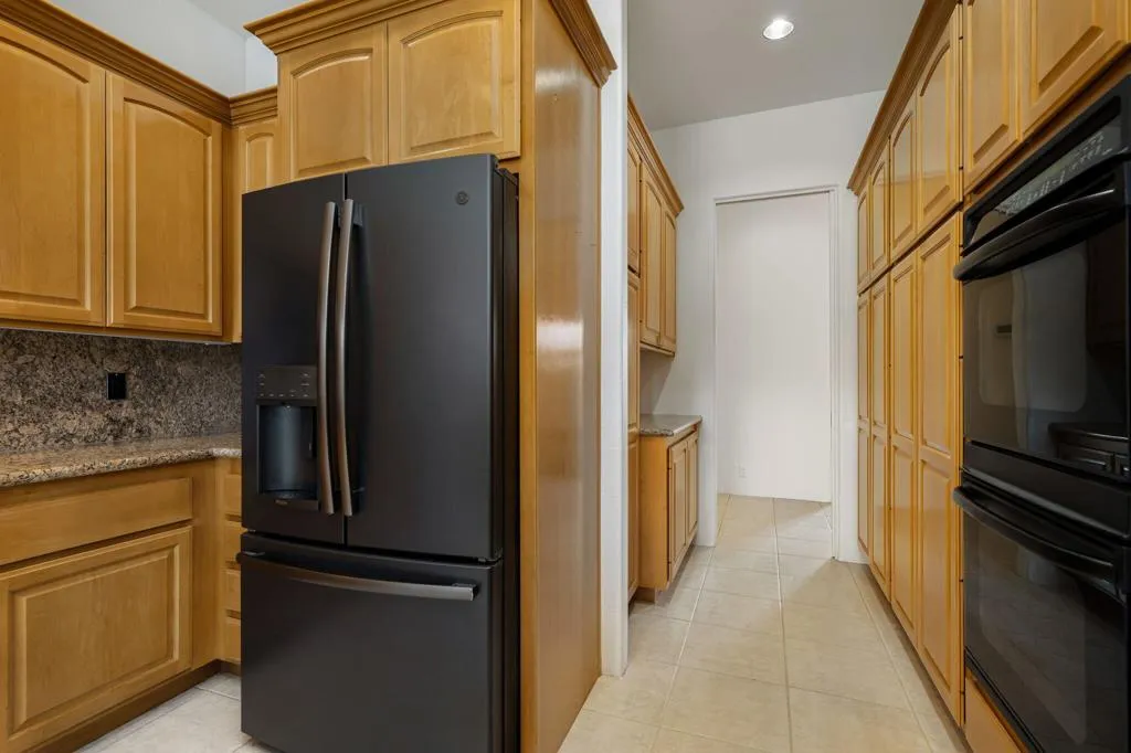 13 Hillcrest Drive, Palm Desert, California 92260 home-pic-13