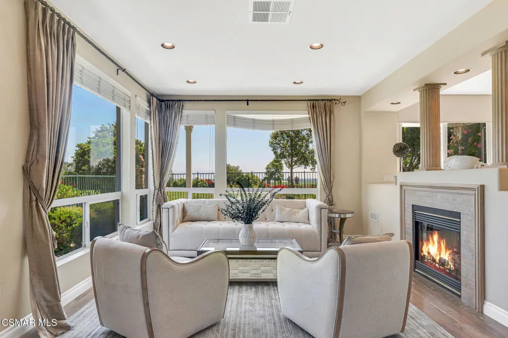 1009 Del Tio Court, Camarillo, California 93010 home-pic-15