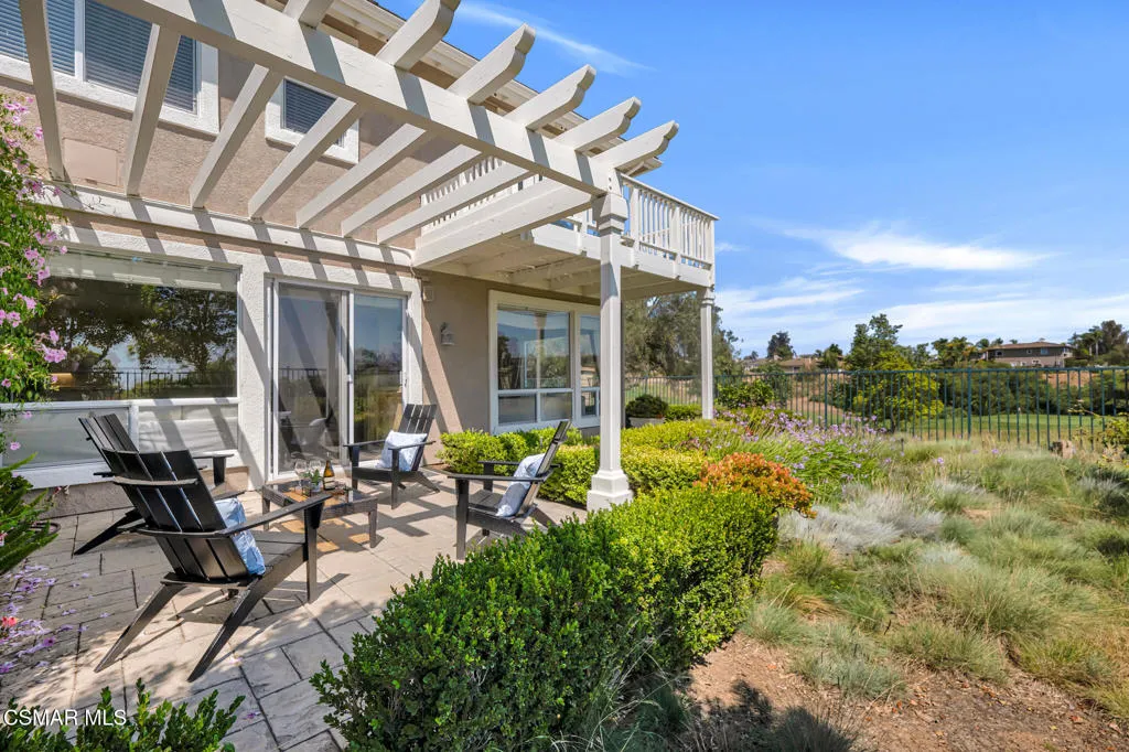 1009 Del Tio Court, Camarillo, California 93010 home-pic-36