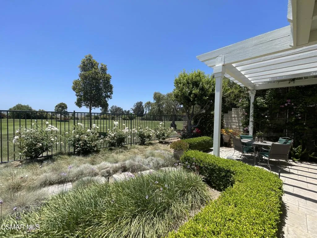 1009 Del Tio Court, Camarillo, California 93010 home-pic-22