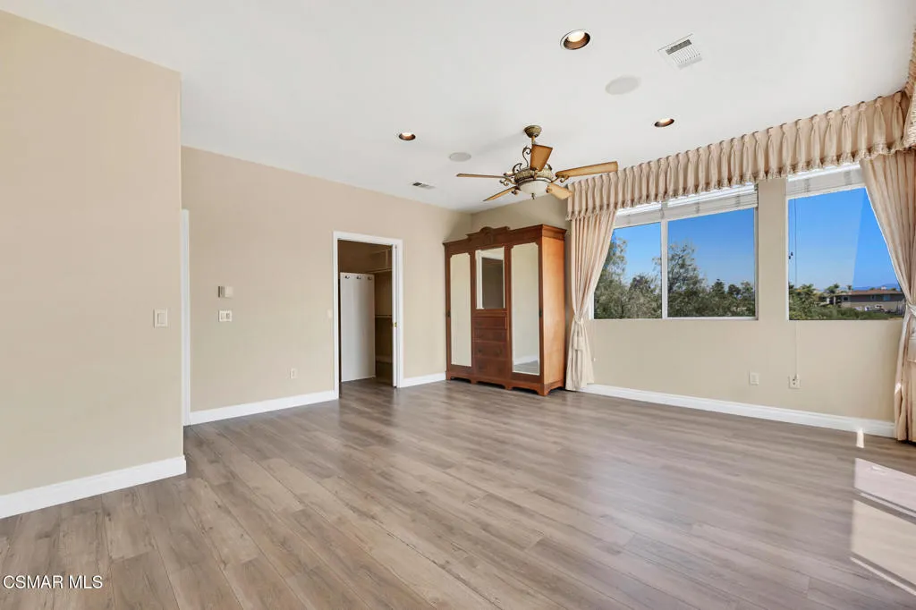 1009 Del Tio Court, Camarillo, California 93010 home-pic-50