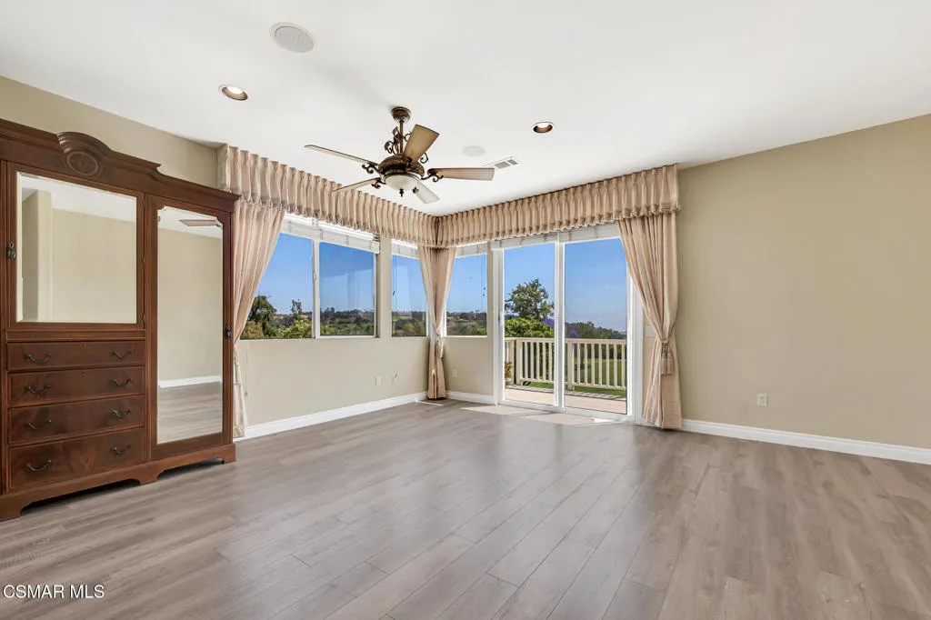 1009 Del Tio Court, Camarillo, California 93010 home-pic-44