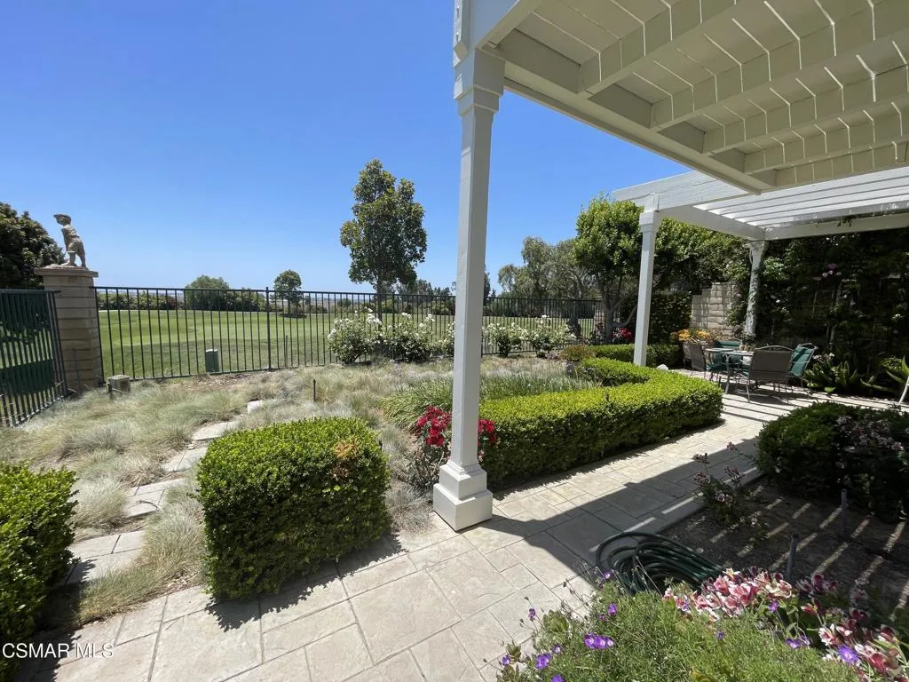 1009 Del Tio Court, Camarillo, California 93010 home-pic-23