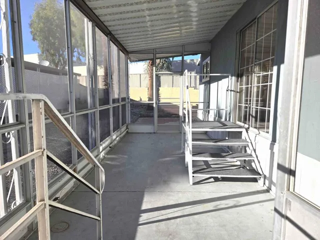 Screened Patio Area