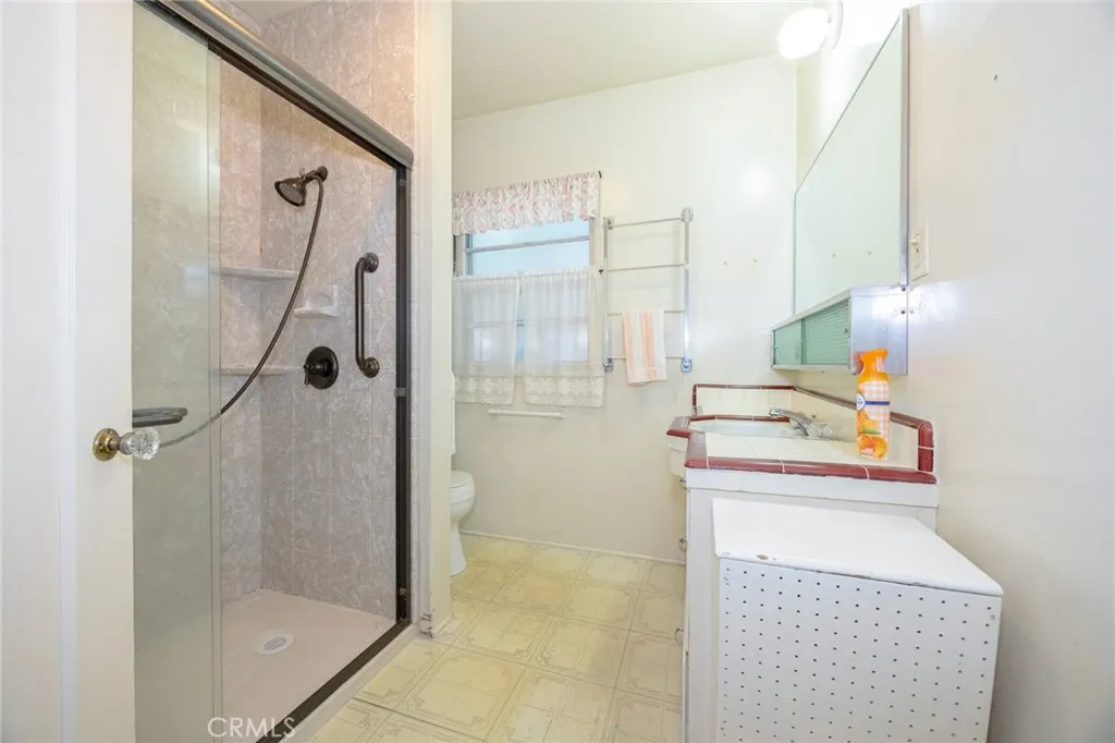 660 W I, Ontario, California 91762 home-pic-21
