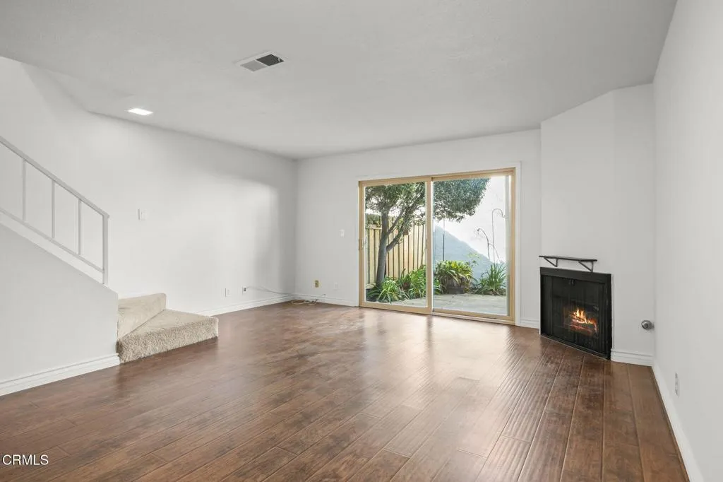 2923 Kelp Lane, Oxnard, California 93035 home-pic-11