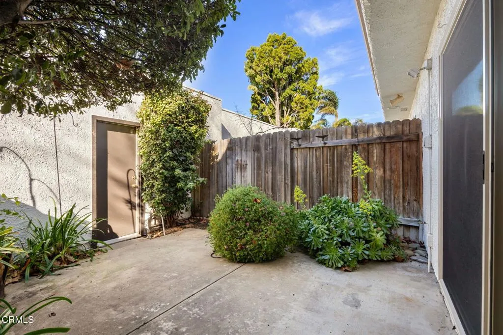 2923 Kelp Lane, Oxnard, California 93035 home-pic-22