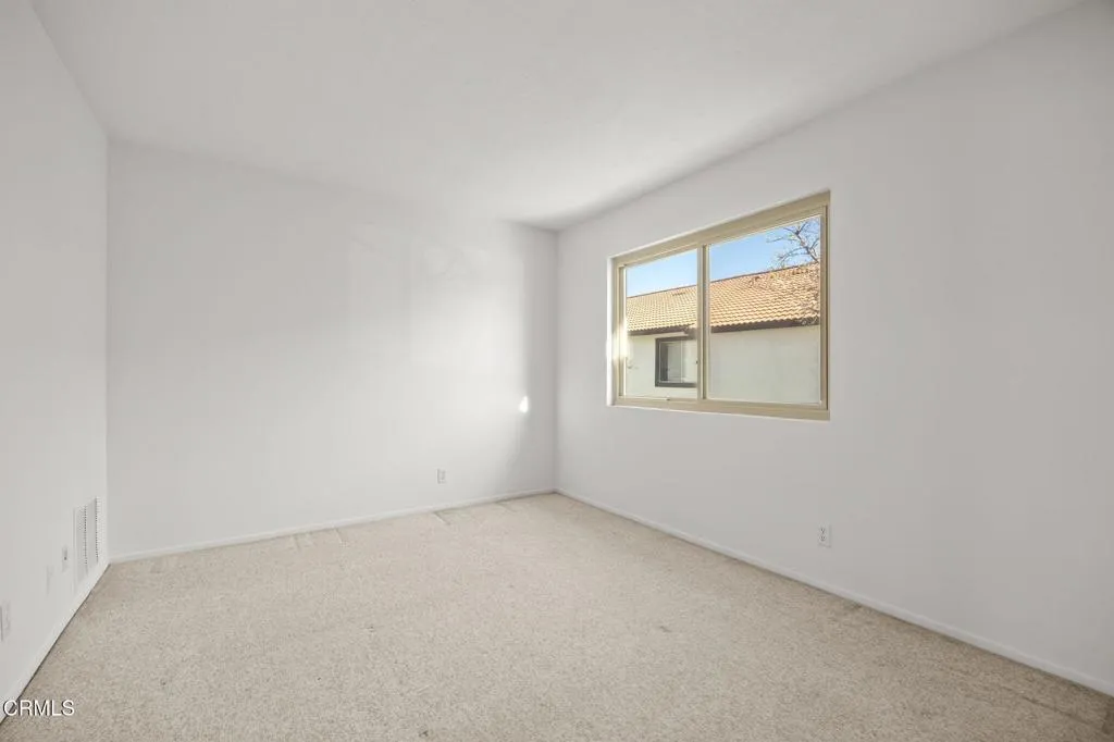 2923 Kelp Lane, Oxnard, California 93035 home-pic-14