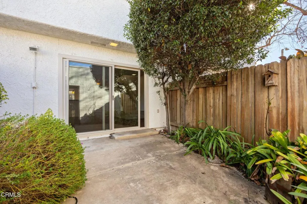 2923 Kelp Lane, Oxnard, California 93035 home-pic-23
