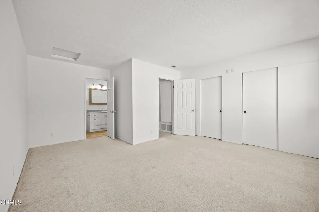 2923 Kelp Lane, Oxnard, California 93035 home-pic-19
