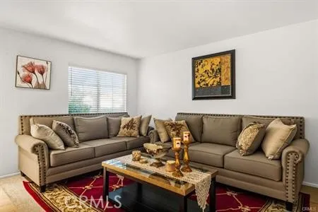 12050 Goldoak Court, Victorville, California 92392 home-pic-3