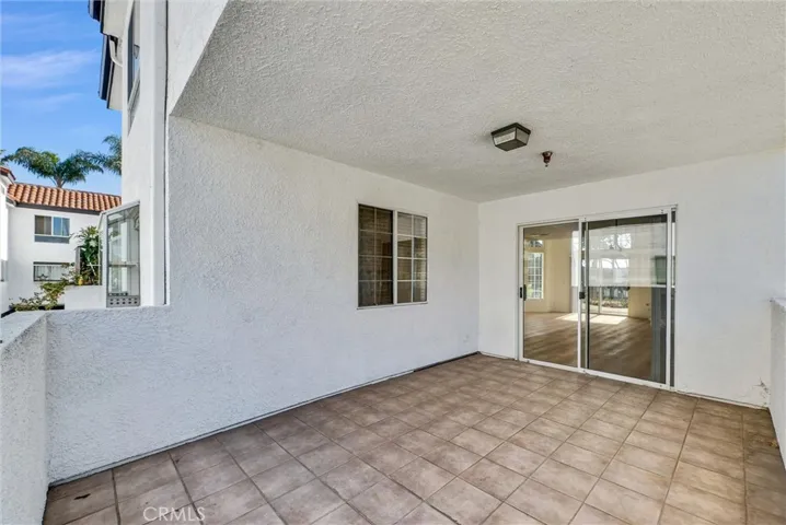 200 N Catalina Avenue F, Redondo Beach, California 90277