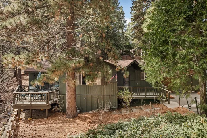Front Yard with Extra Side Deck