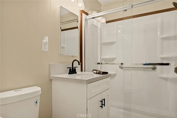 2nd Bathroom