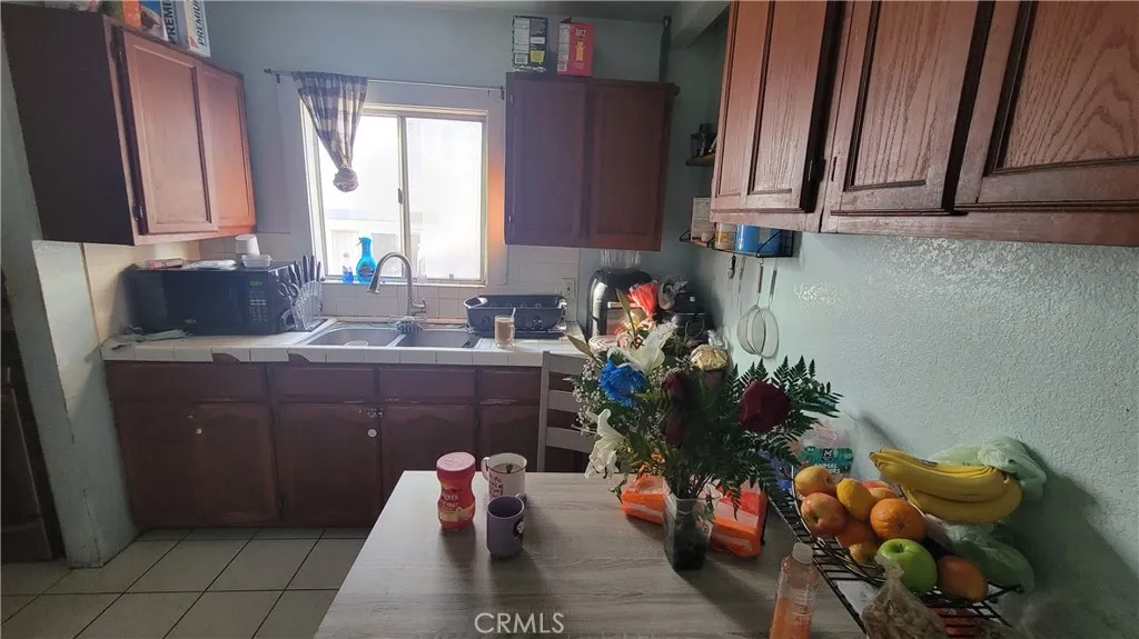 736 S Fresno, Los Angeles, California 90023 home-pic-2