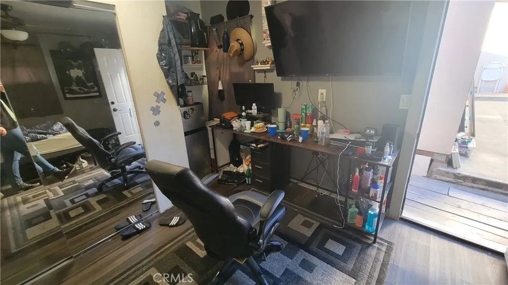 736 S Fresno, Los Angeles, California 90023 home-pic-16