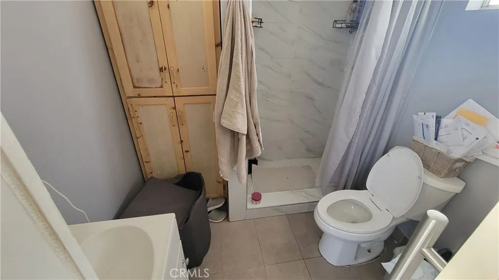 736 S Fresno, Los Angeles, California 90023 home-pic-12