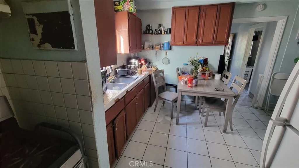 736 S Fresno, Los Angeles, California 90023 home-pic-4