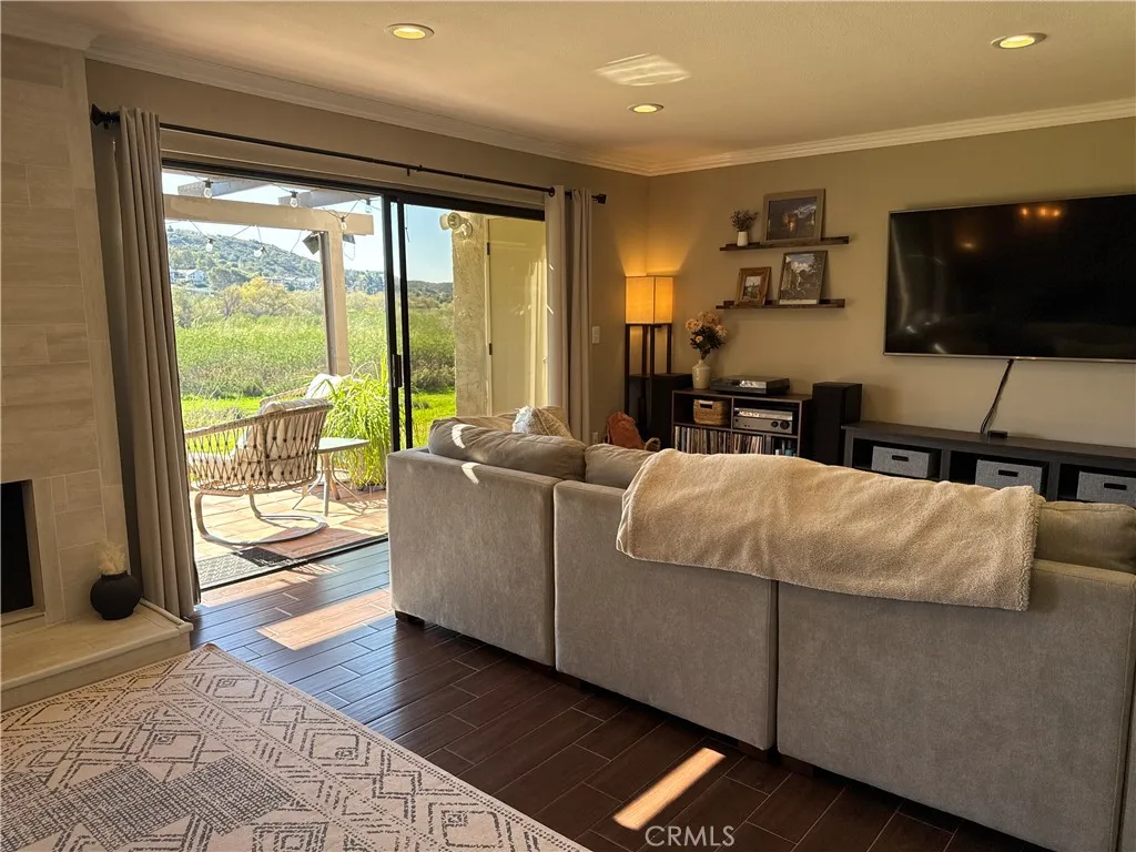 5492 Villas Drive, Bonsall, California 92003 home-pic-17