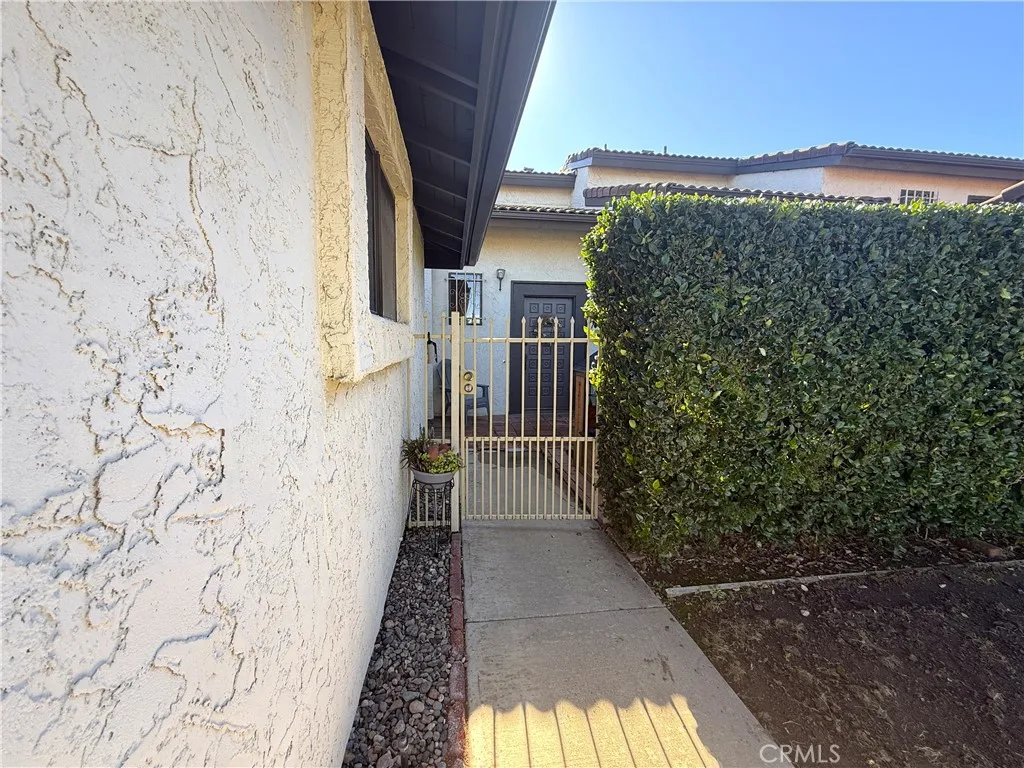 5492 Villas Drive, Bonsall, California 92003 home-pic-5