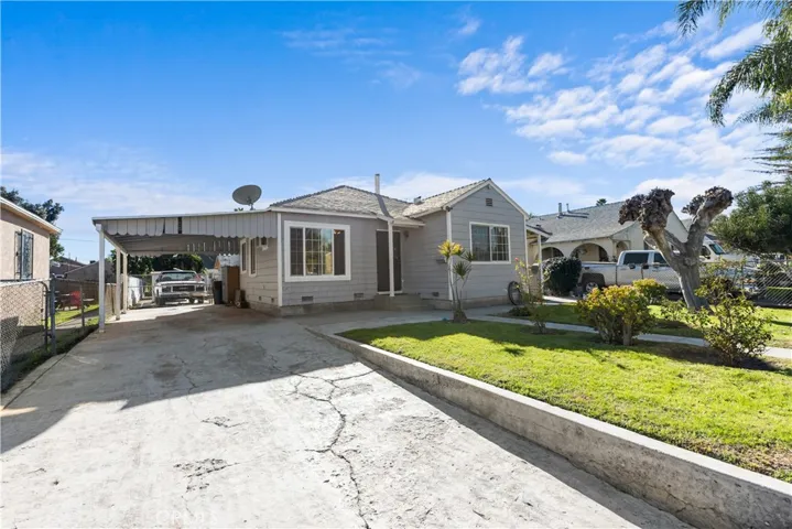 Room for plenty of parking